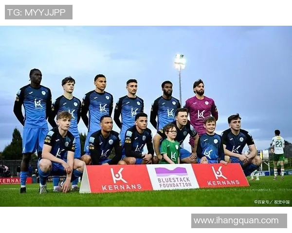 黑山足球明星球员的辉煌历程与成就解析