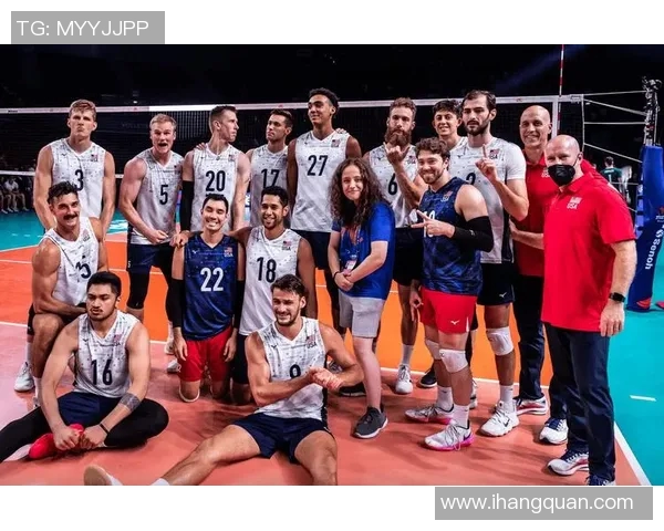 南京篮球队在冠军赛积分榜上以57分稳居第一名展现强劲实力